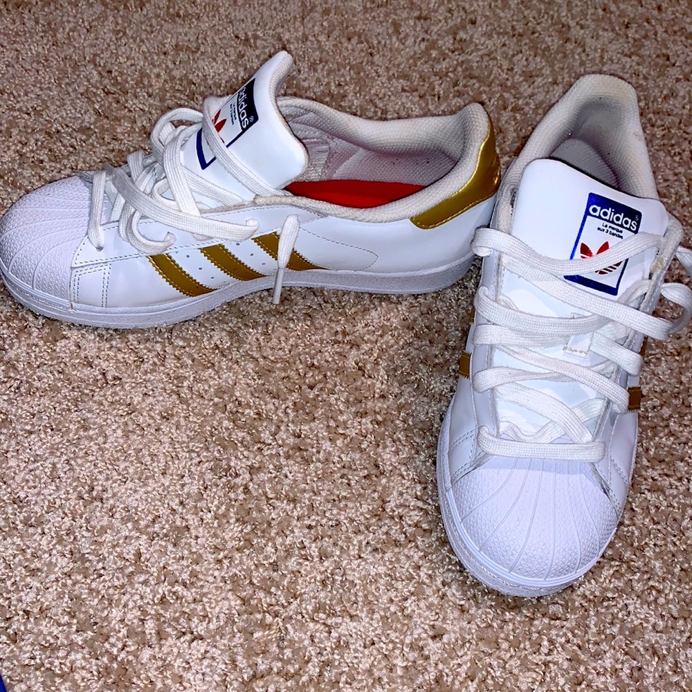 Adidas superstar